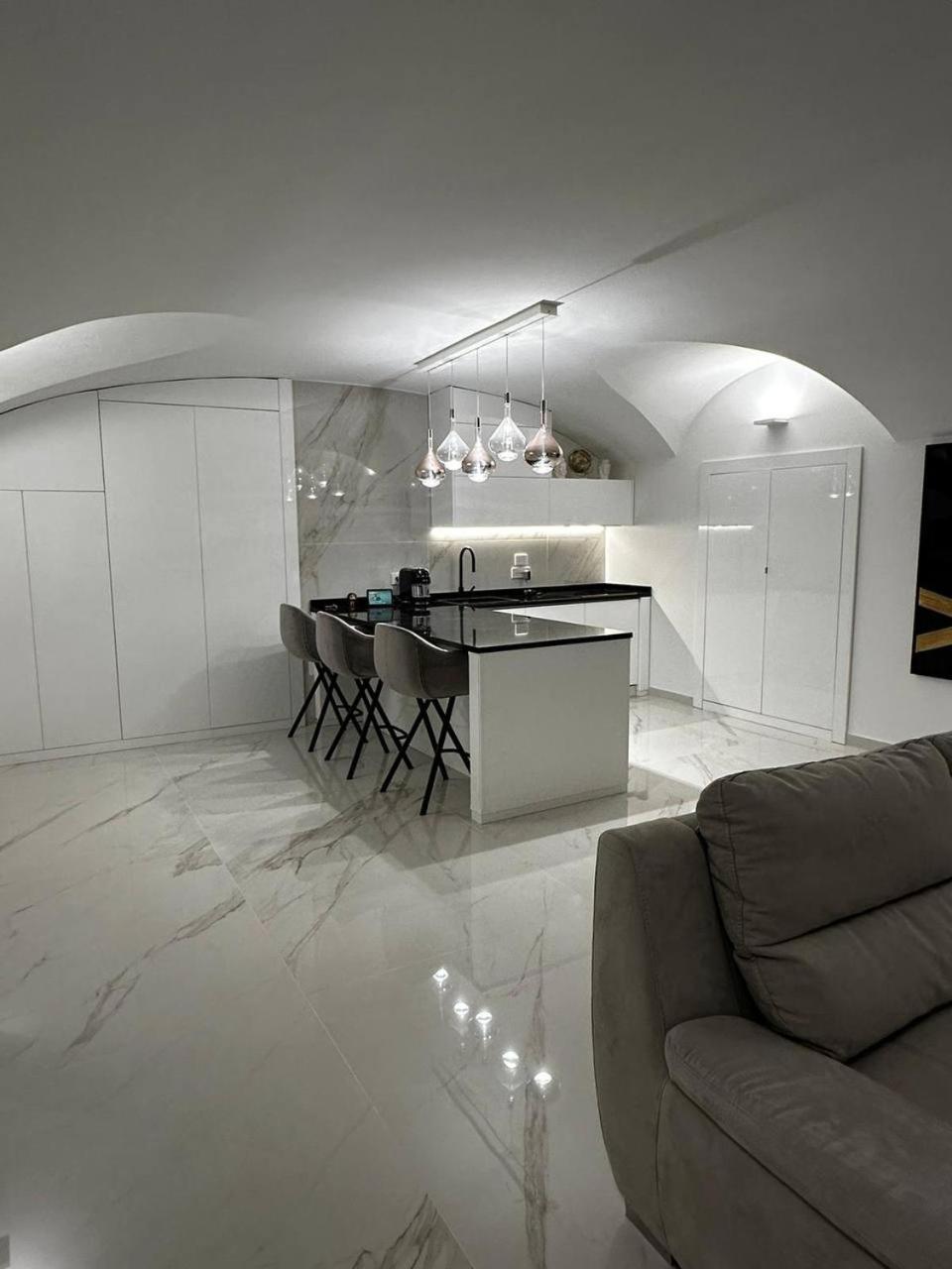 Dolce Luxury *