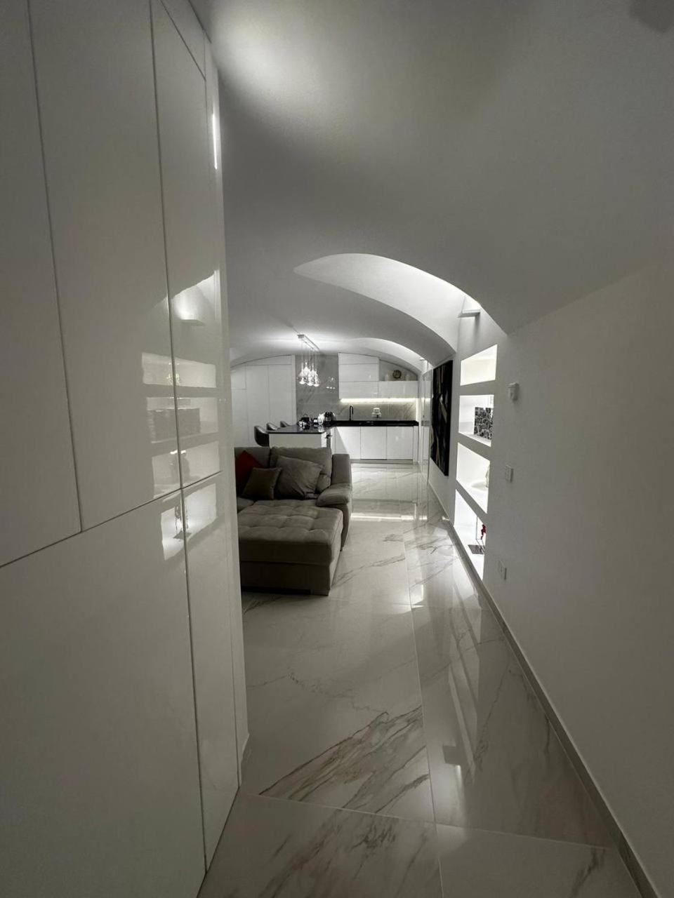 Dolce Luxury Apartment *